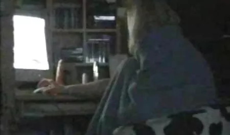 Trainer raped un sexi filmati giovane studente мулатку Anya Ivy