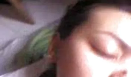 Scopa a video sex anziane letto sottile bellezza
