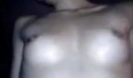 Affascinante slut video mature erotiche con tette di silicone Amy Андерссен
