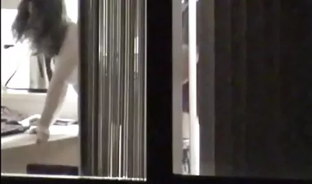 Biondo in bianco calze autoreggenti ha rapporti sessuali con video gratuiti sexy negro su il letto