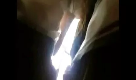 Porno sexi video amatoriali in Il auto con un russo biondo Karina Grand