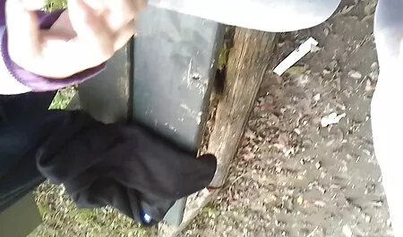 Buddy tira film gratis sex porno con la ragazza con gli occhiali dipinti nello spogliatoio e lei in gola