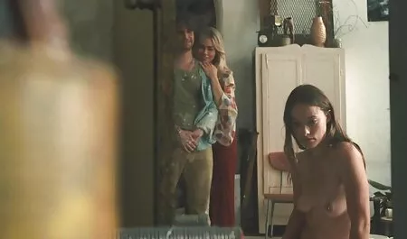 Snello film amatoriali sexy Zingaro si masturba davanti al bambino