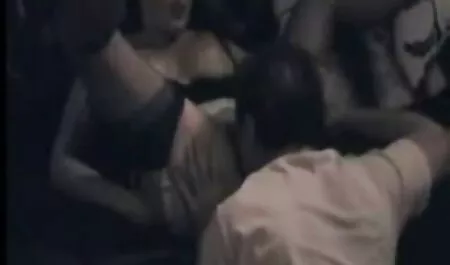 Kinky sexi filmati studente Strzt pene милфа подрочила le sue mani in cucina