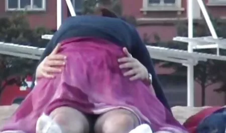 Il compagno ha portato la madre fuori città e ha iniziato a scopare auto nel vide sexi gratis corpo