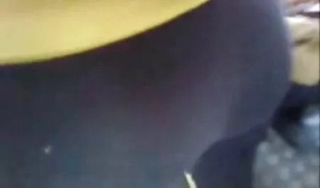 Adulto sex bruneta lesbiche in Bikini fatto Kuni ogni altro in Club