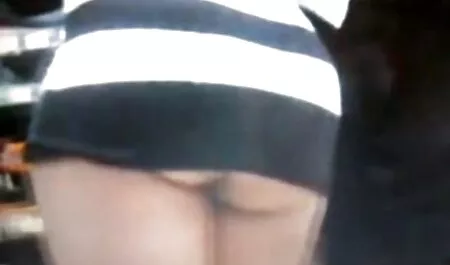 Bella casalinga xxx massaggio solo si masturba la sua figa