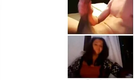 Skinny ragazza video sex tettone in mutandine rosa e accarezza la sua figa dita