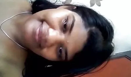 Un bel trio video sex vecchie con due Cuties