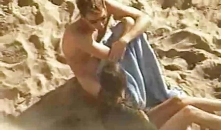 Procace signora mettere il suo culo su un filmini amatoriali sex cazzo