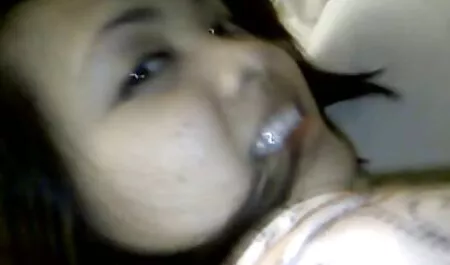 Klixen abilmente masturba il cazzo e gli dà xxx tube porno gratis un vibratore