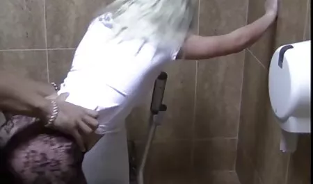 Gli uomini gridarono alla borsa ufficio video gratis donne sex violentata nel corso degli anni e in tutte le fessure