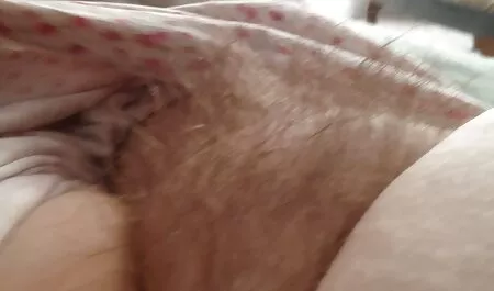 Sexy signora mostra le video sexi donne mature sue grandi tette