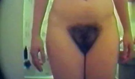 Bruna dai film sexy porno gratis grossi seni diteggiatura figa маллосом sul divano